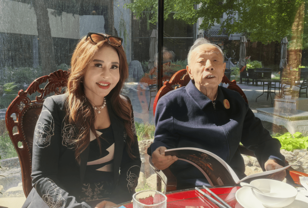 1733990284970 - 丽百年集团