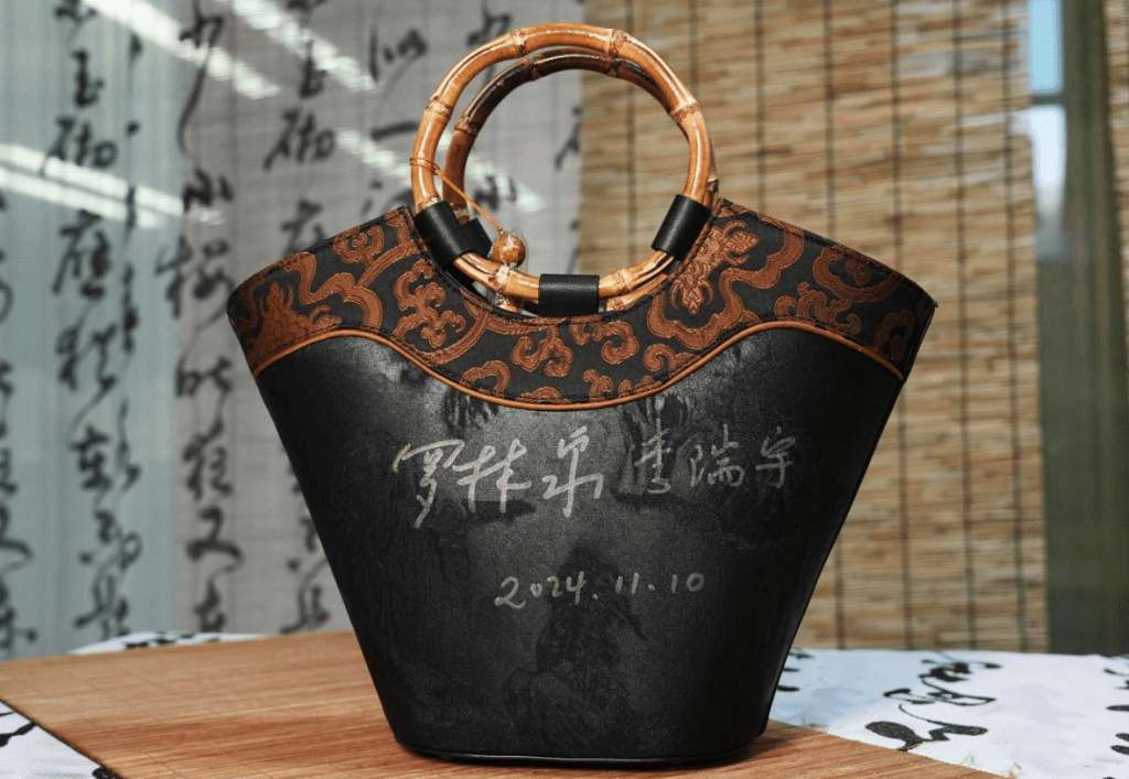 1733997142722 - 丽百年集团